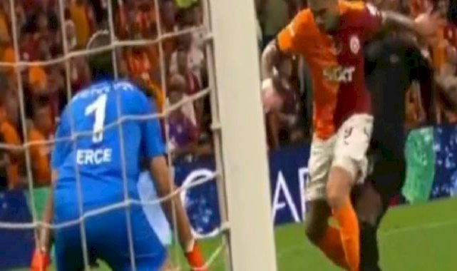 Süper Lig'de sezonun ilk penaltısını Galatasaray kazandı