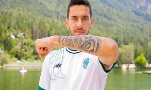 Umut Nayir: Milli takıma çağırıldığım için çok mutluyum ve gururluyum