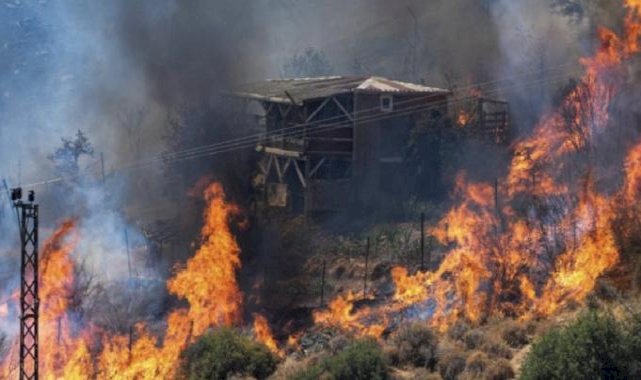 Yangınlardan etkilenen 4 bin 700 kişi güvenli yerlere sevk edildi