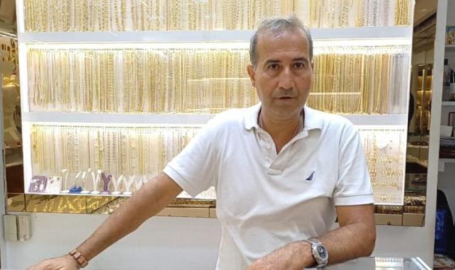 Tasarruf için gençler ajda, orta yaşlılar üçlü burma bilezik satın alıyor