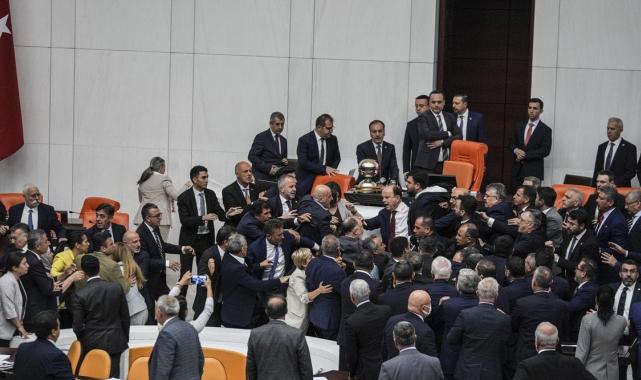 TBMM'de yumruklu kavga: İki milletvekiline kınama cezası verildi