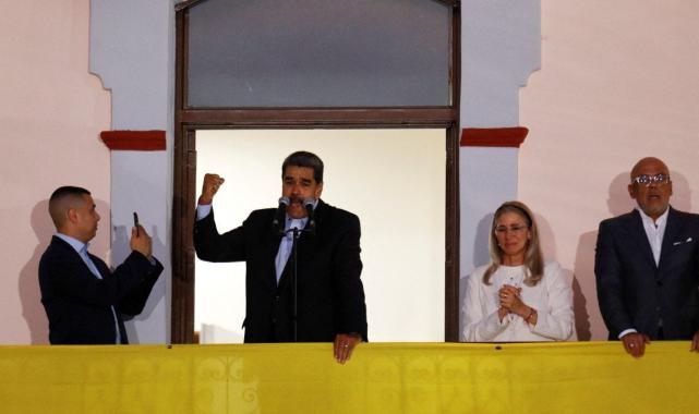 Venezuela Devlet Başkanı Maduro: ABD, Venezuela'nın iç işlerine burnunu sokma