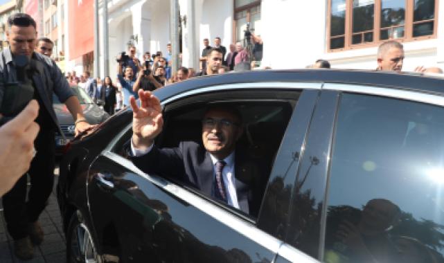 Yeni Emniyet Genel Müdürü Vali Demirtaş, Bursa'dan Ankara'ya uğurlandı