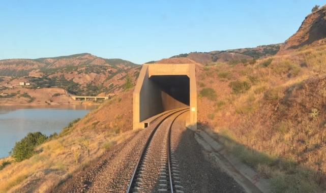 Yeni turizm elçisi: Turistik Tatvan Treni