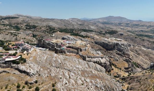 Yeni turizm elçisi: Turistik Tatvan Treni