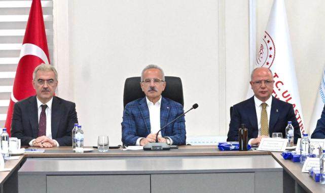 Abdulkadir Uraloğlu açıkladı: Bursa-İstanbul 1 saat 15 dakikaya düşüyor