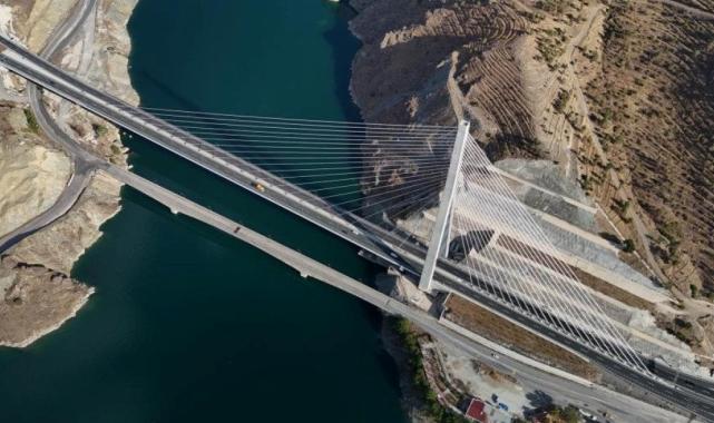 Abdulkadir Uraloğlu: Kömürhan Köprüsü, IRF tarafından en iyi proje seçildi