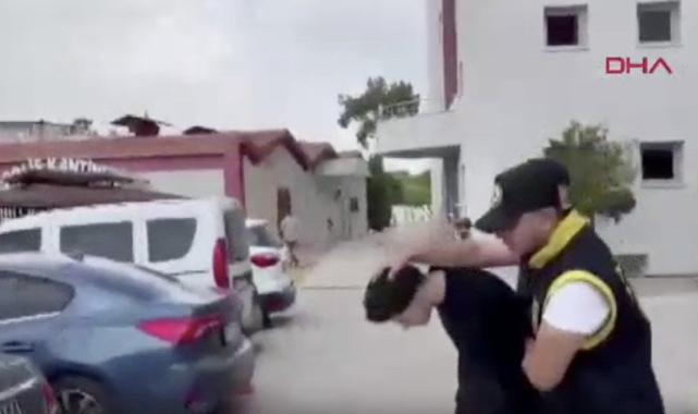 Adana'da iş yeri saldırısı: Biri gözcülük yaptı diğeri ateş açtı