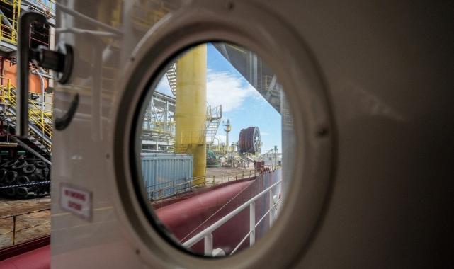 Alparslan Bayraktar: Yeni yüzer doğalgaz üretim tesisiyle, 2026'da ikinci faza geçilecek