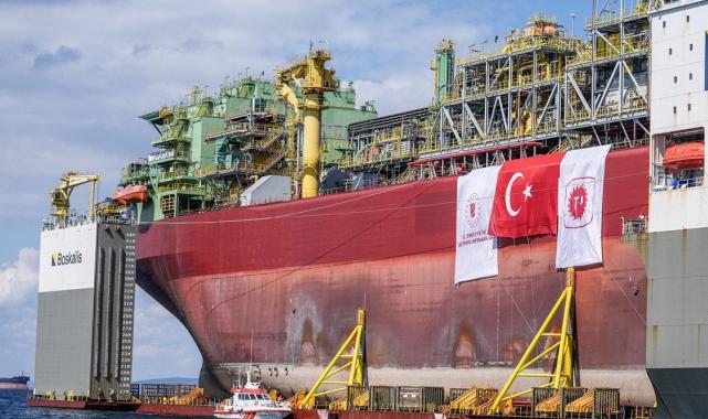 Alparslan Bayraktar: Yeni yüzer doğalgaz üretim tesisiyle, 2026'da ikinci faza geçilecek