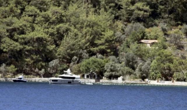 Alpay Özalan'dan villası kaçak çıkan Şahan Gökbakar'a: Yüzsüz CHP trolü