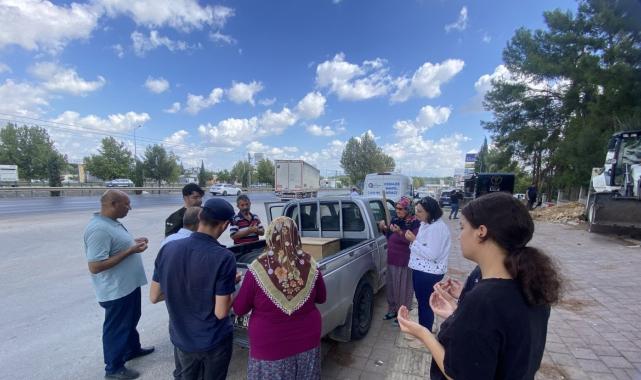 Antalya'da mezarlığın dışında kalan çocuk kabri, annesinin yanına defnedildi
