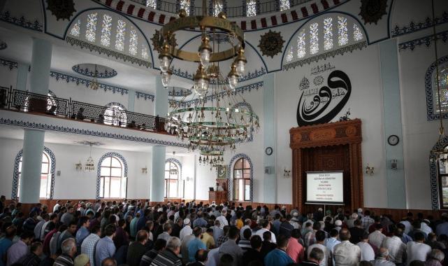Antalya'daki camilerde vaazla 'çırak' çağrısı yapılacak