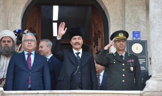 Atatürk'ün Sivas'a gelişi canlandırıldı