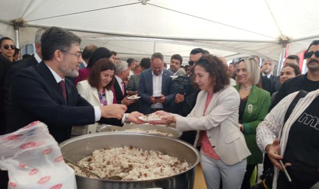 Bakan Yumaklı İpsala'da çeltik hasadında