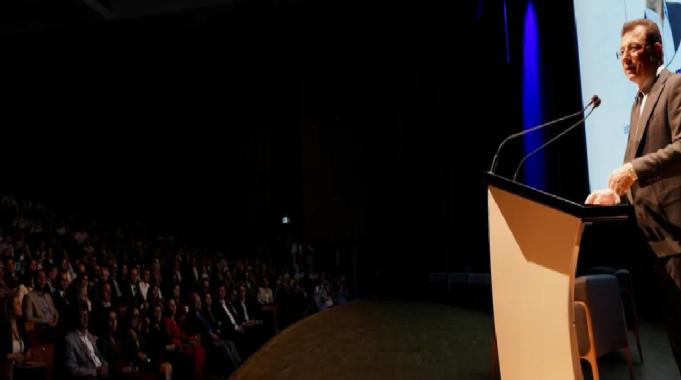 Başkan İmamoğlu&#039;ndan Boğaziçi akademisyenlerine &#039;direniş&#039; desteği