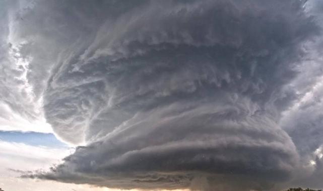 Bilim insanları uyardı: Nüfusun yüzde 70'i 20 yıl içinde vahşi hava olaylarına tanıklık edecek