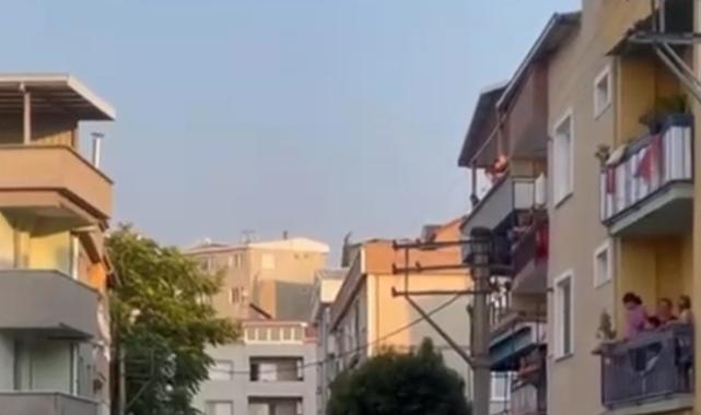 Bursa'da sokak ortasında husumetlisini bıçakladı