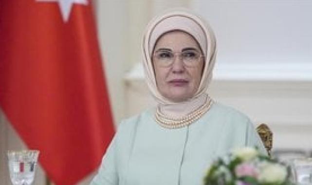 Eskişehir'de tanesi 100 liradan satılan palamuda vatandaşın ilgisi yoğun