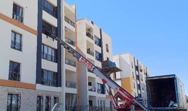 Gaziantep'te depremzedeler kalıcı konutlara yerleşmeye başladı