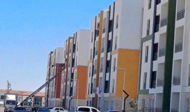 Gaziantep'te depremzedeler kalıcı konutlara yerleşmeye başladı