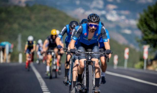 İnegöl Belediyespor’un oryantiring ve bisiklet sporcularından tarihi başarı