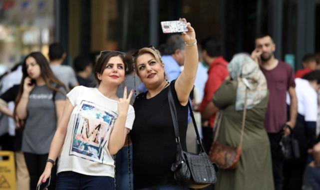 İranlı turistler, tatil ve alışveriş için Van'ı tercih ediyor