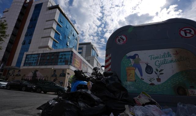 İzmir'de çöp dağları: Çiğli'de kötü koku ve kirlilik manzaraları