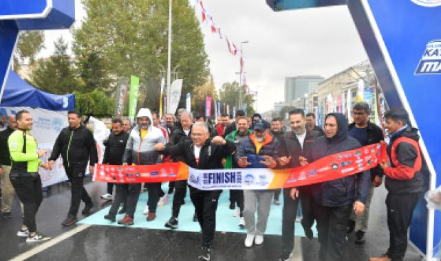 Kayseri'de yarı maraton coşkusu