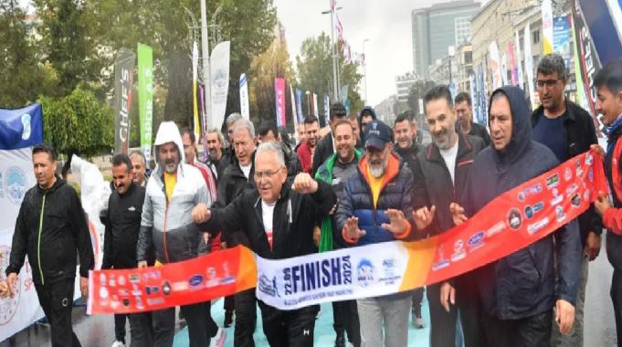 Kayseri'de yarı maraton coşkusu