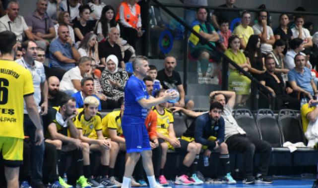 Nilüfer Belediyespor yoluna namağlup ediyor