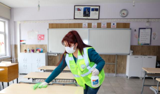 Okullardaki temizlik polemiğine MEB'den yanıt!