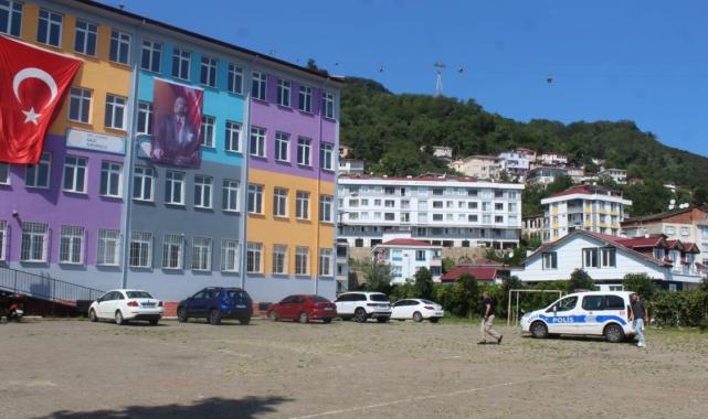 Ordu'da okul bahçesinde Miray’ı ezerek ölümüne neden olan öğretmen hakim karşısında