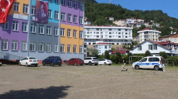 Ordu'da okul bahçesinde Miray’ı ezerek ölümüne neden olan öğretmen hakim karşısında