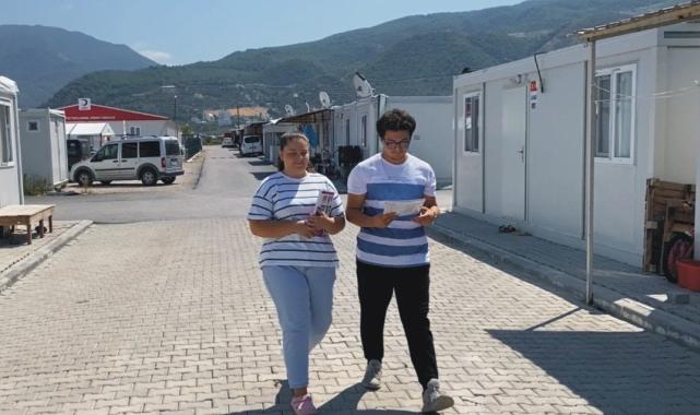 Osmaniye'de konteynerde kalan kardeşler, tıbbı kazandı