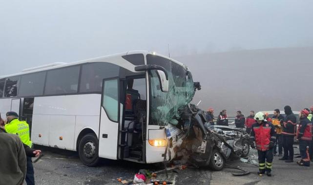 Sakarya'da 11 kişi öldü, 62 kişi yaralandı: Tahliye geldi