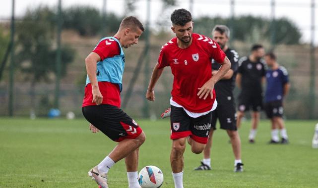 Samsunspor bu sezon sahasında ilk peşinde