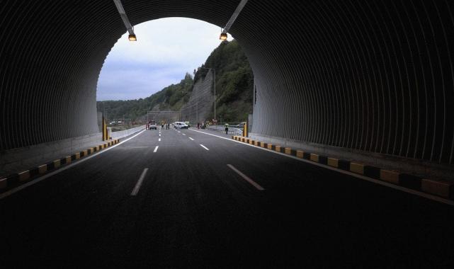 SON DAKİKA! Bolu Dağı Tüneli İstanbul yönü ulaşıma açıldı