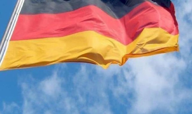 Almanya'dan tüm kara sınırlarında kontroller artacak