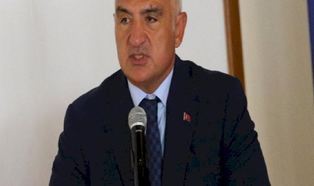 Bakan Ersoy duyurdu: Yurt dışına kaçırılan 2 bin 500 yıllık eser Türkiye'ye iade edildi