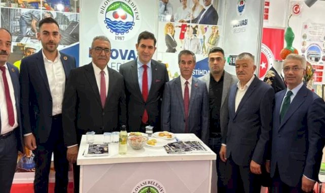 Dilovası Belediyesi istihdam standına yoğun ilgi