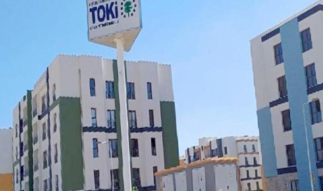 Gaziantep'te depremzedeler kalıcı konutlara yerleşmeye başladı