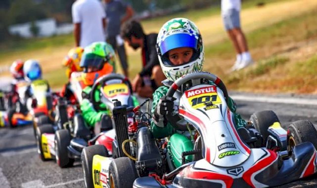 Karting 4. ayakta nefes kesen mücadele