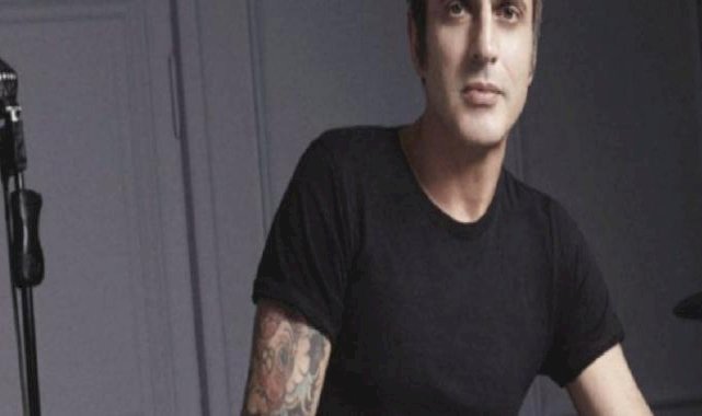 Teoman'ın övgüyle bahsettiği, tavsiye ettiği şiir kitabı