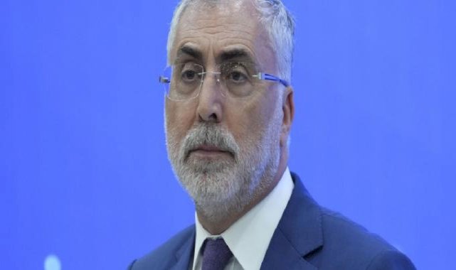 Vedat Işıkhan: İşitme engelli vatandaşların muayene ve tedavilerinde yanındayız