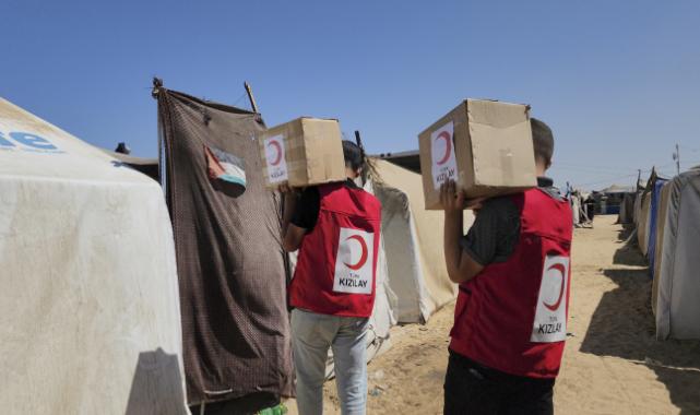 Türk Kızılay’dan kıtlığın eşiğindeki Gazze’ye gıda desteği