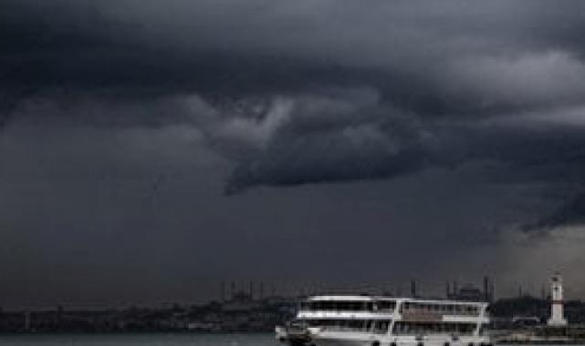 Türkiye'de 2024'te demir yollarıyla nüfusun iki katını aşkın yolcu taşındı