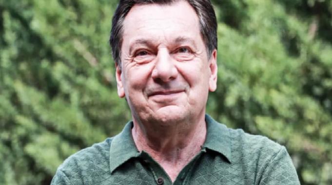 Vedat Milor trafik kazası geçirdi