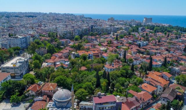 Yabancıların gayrimenkule ilgisi azaldı: Konutlar elde kaldı