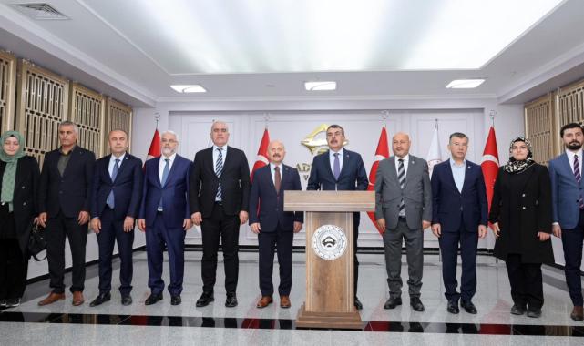 Yusuf Tekin: Eğitim yöntemimizi değiştirmemiz lazım